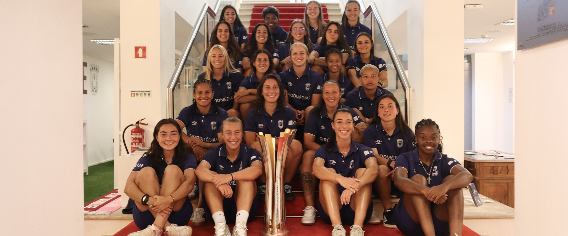 Entrega Oficial da Supertaça Feminina